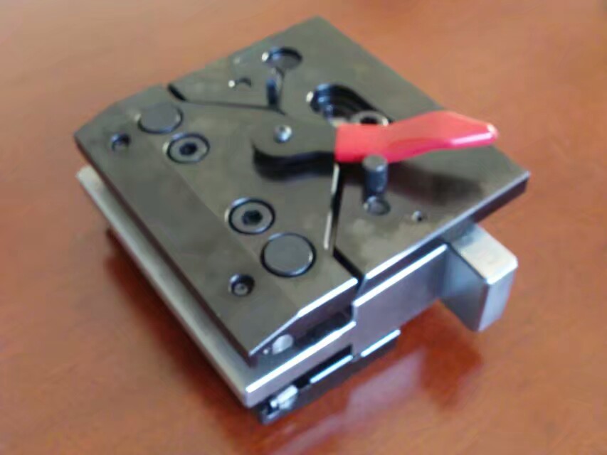 �Ϻ����������ģ�ߣ���ƬƷ������