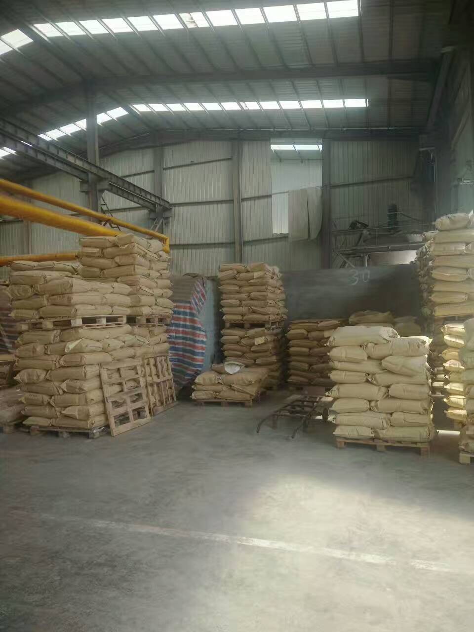 ɽ�������Ӿ۱�ϩ����˵��