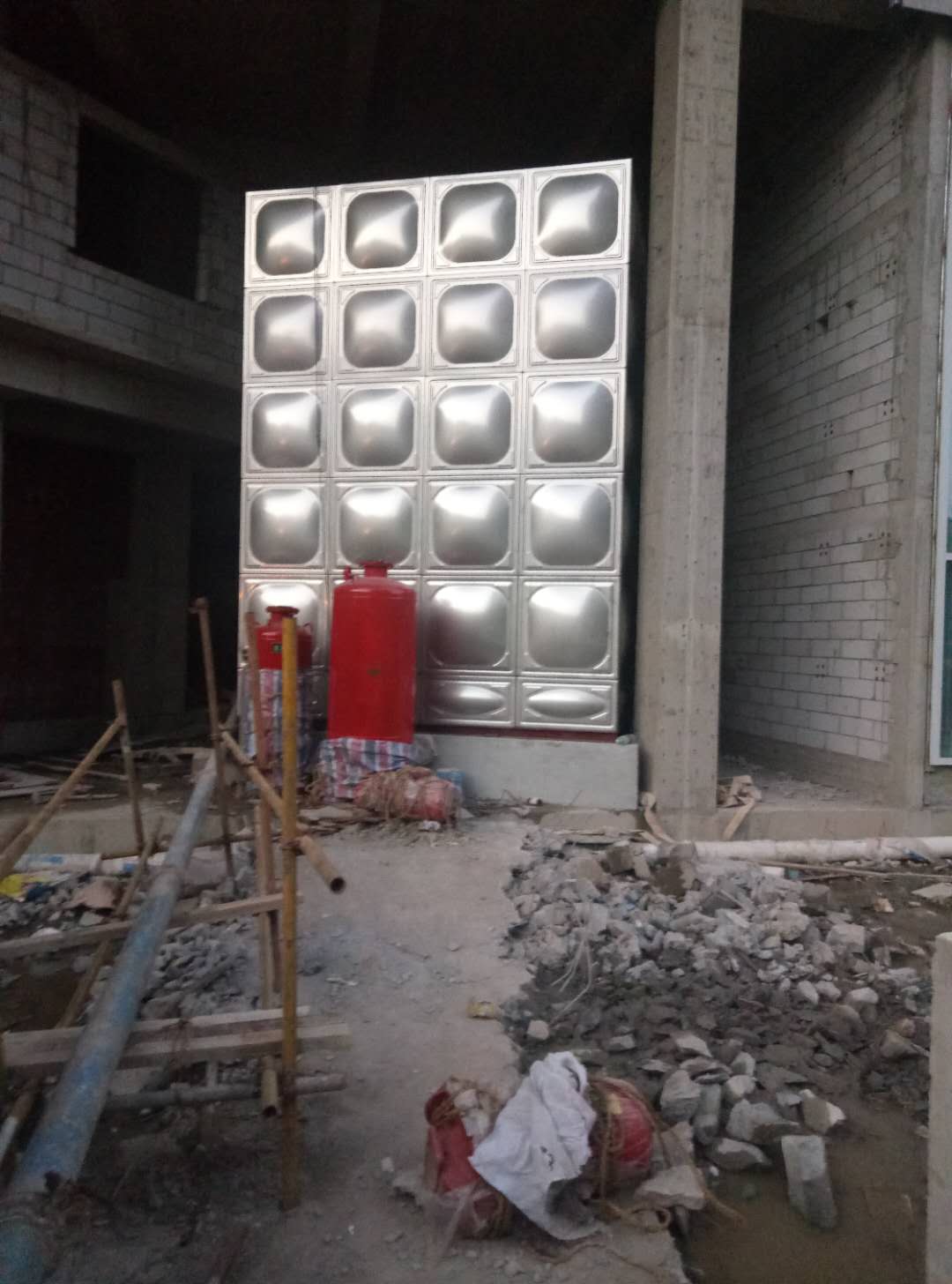 ���ݲ����ˮ��ֱ��������ˮ�䶨��