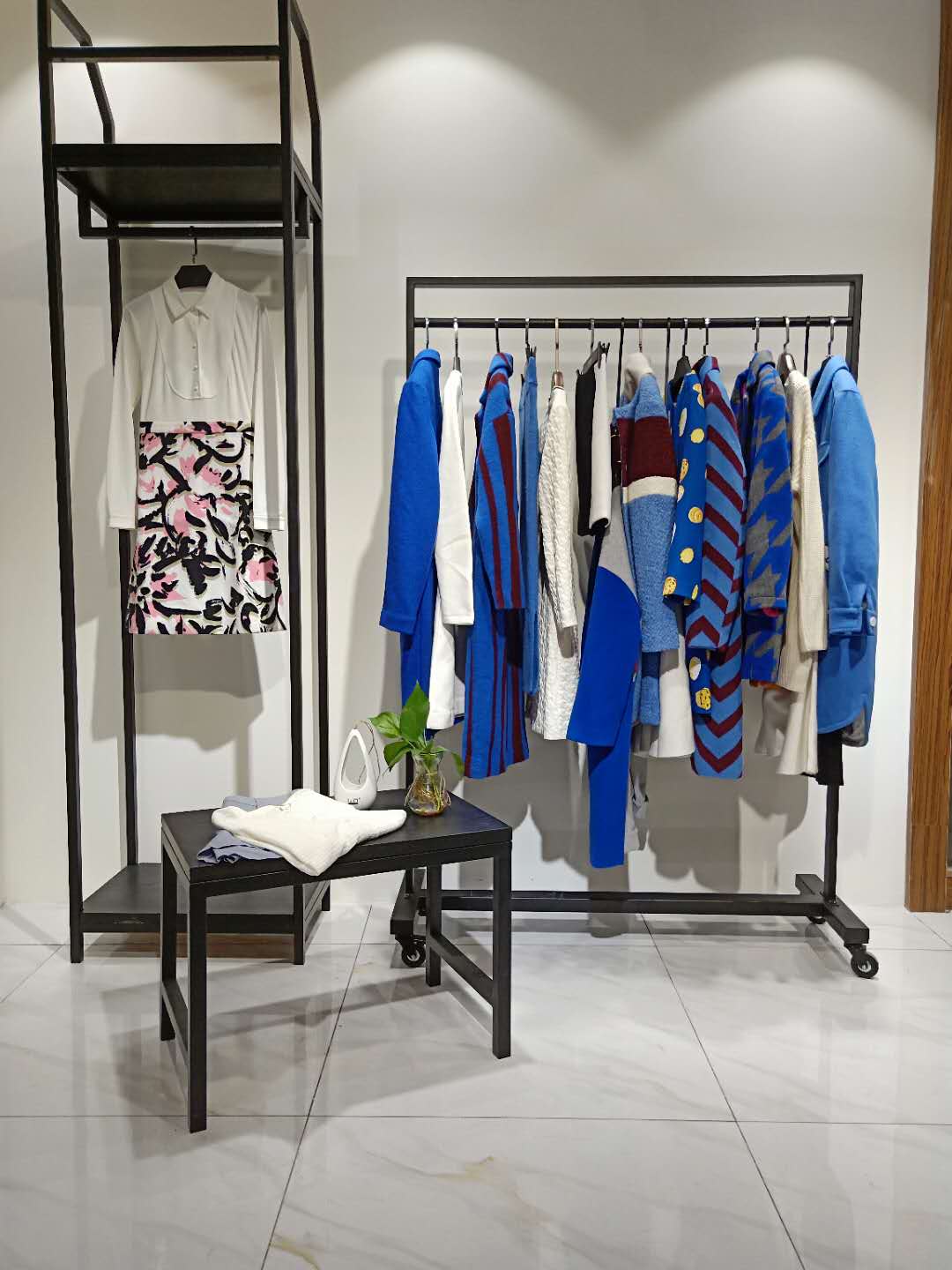 ����ŷʱ��Ůװ�ۿ�β�������ҹ���ѩ����